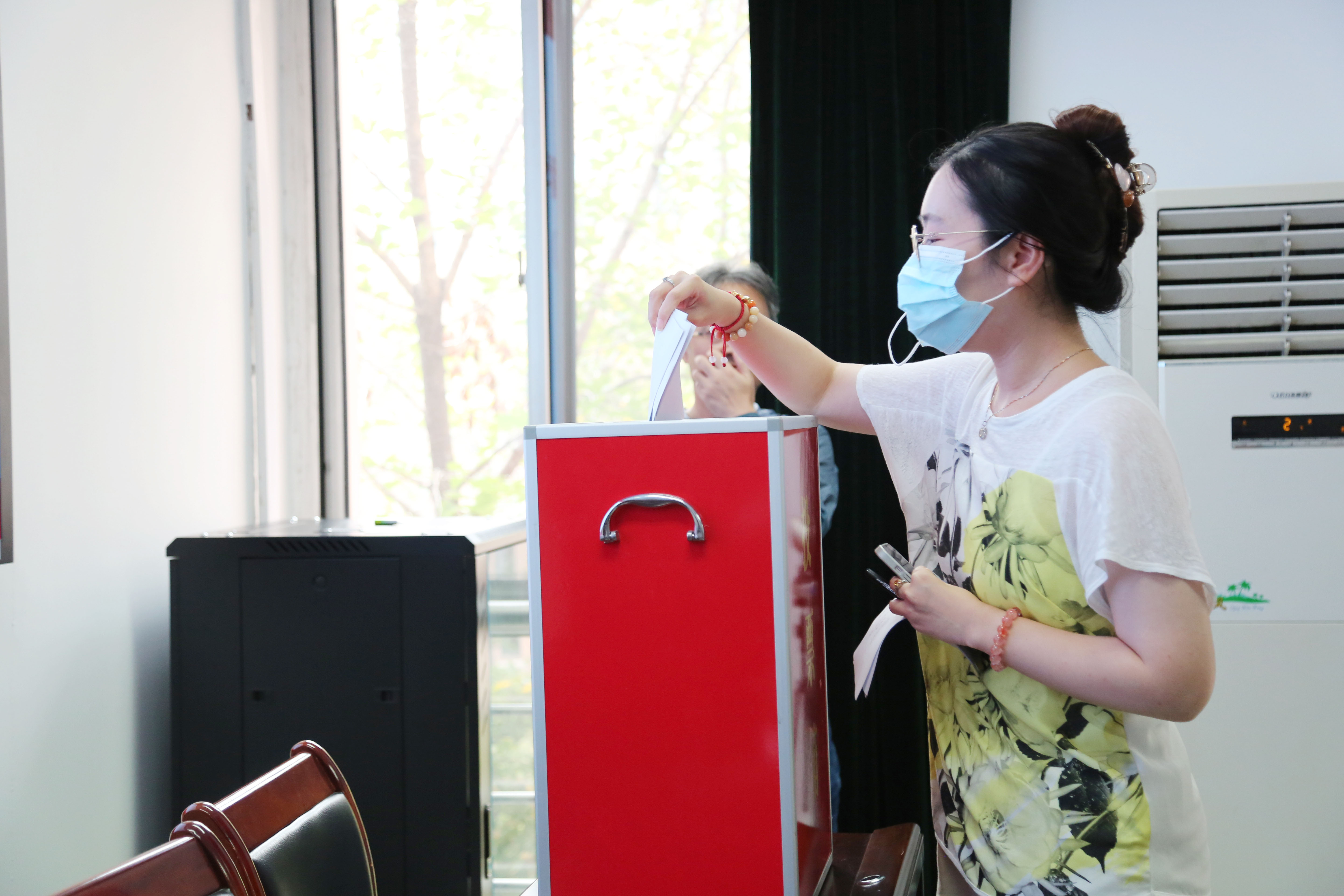 投票2.JPG 投票2.JPG