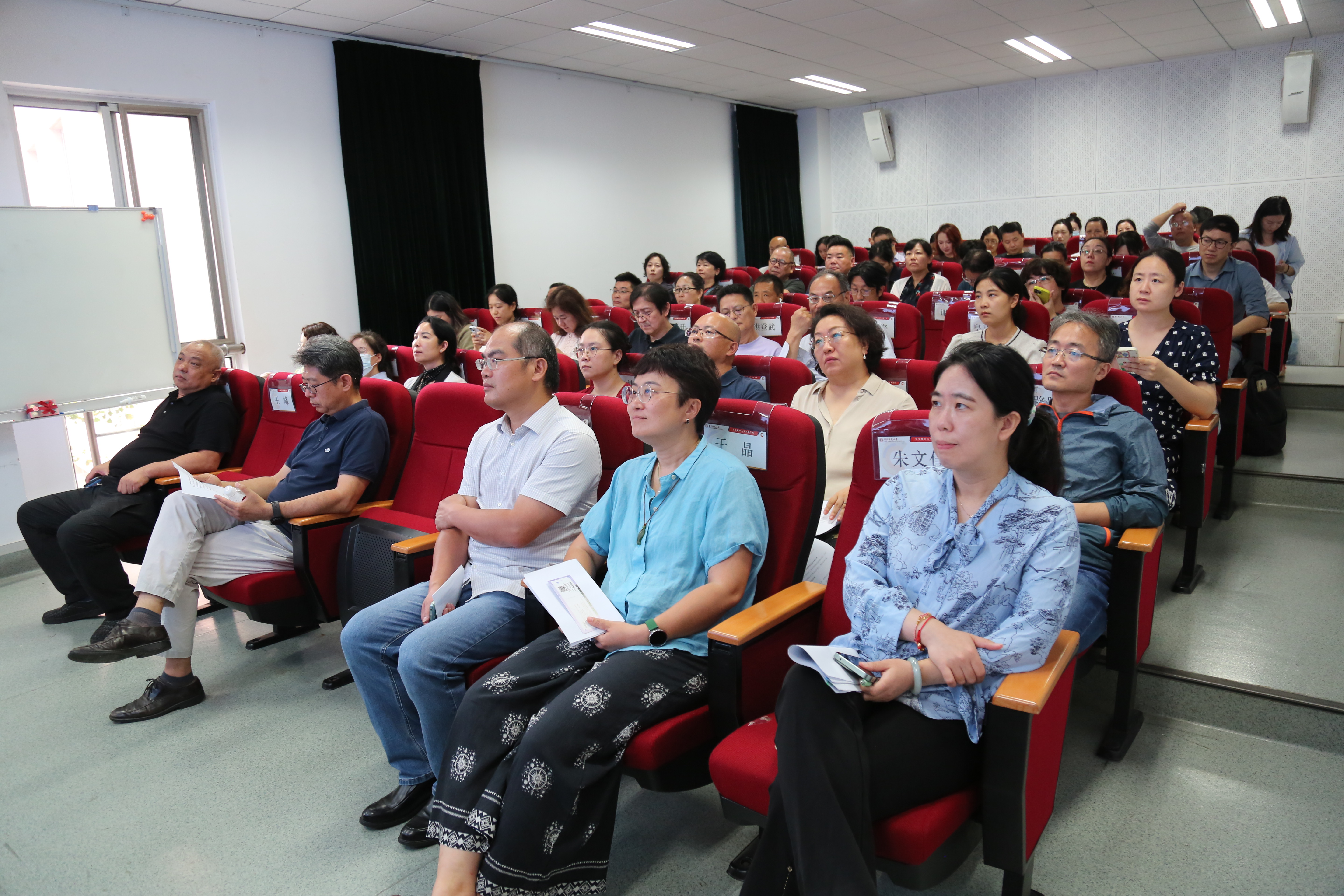 O34B9959.JPG O34B9959.JPG